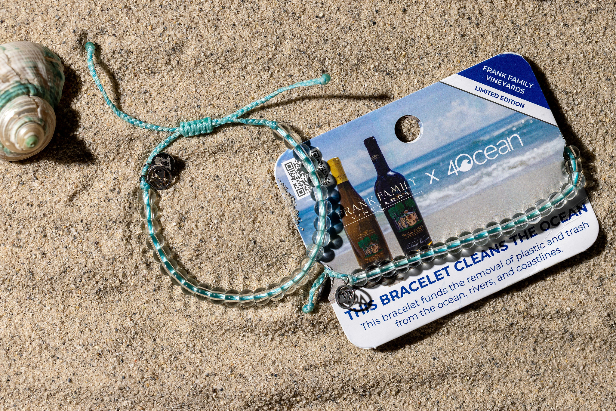 A custom 4ocean bracelet